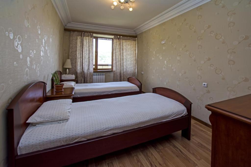 Lesi Apartament エレバン エクステリア 写真